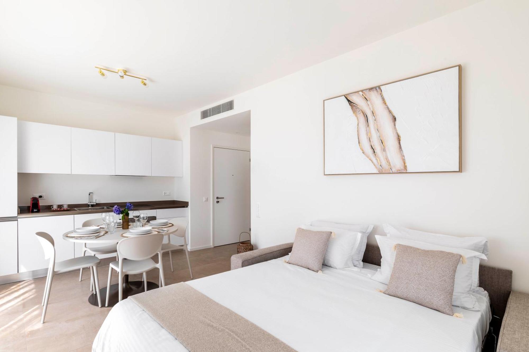Regalia Suites - Free Parking Λουγκάνο Εξωτερικό φωτογραφία