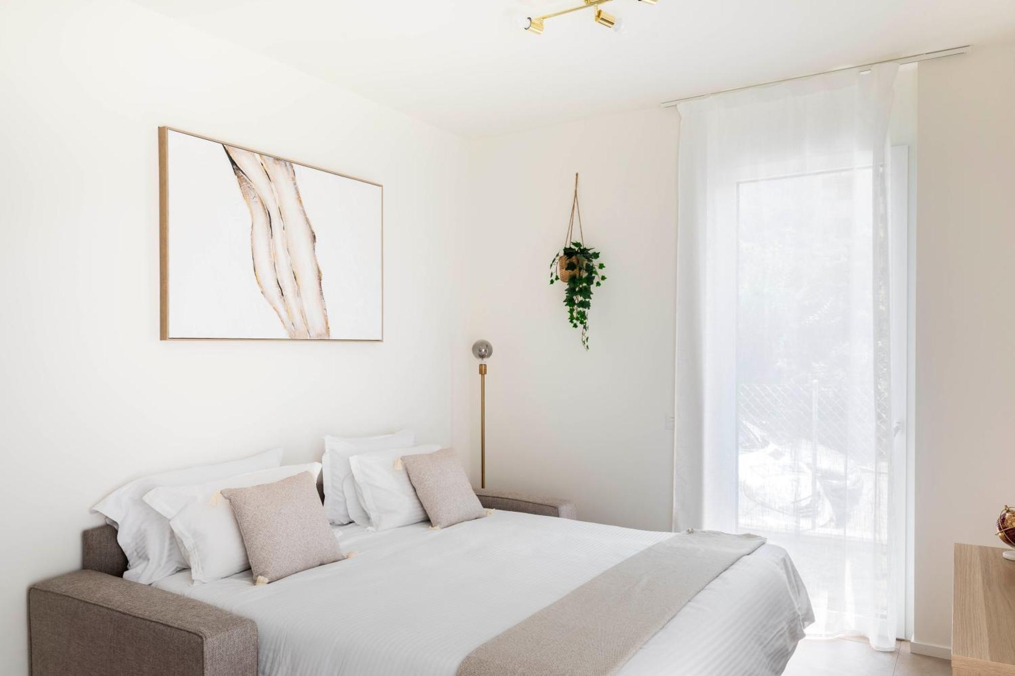 Regalia Suites - Free Parking Λουγκάνο Εξωτερικό φωτογραφία