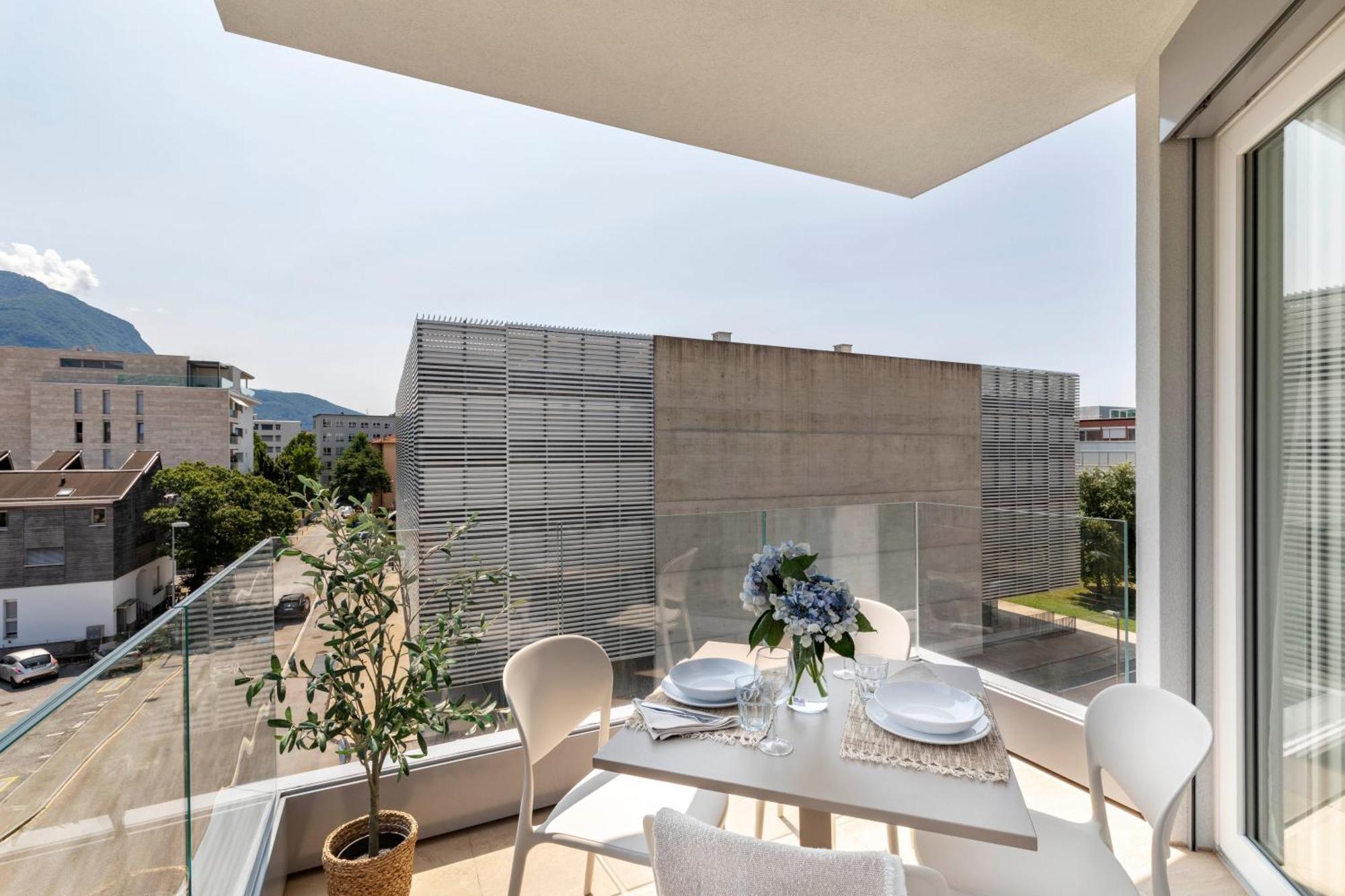 Regalia Suites - Free Parking Λουγκάνο Εξωτερικό φωτογραφία